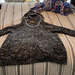 Chunky Sweater with Hood